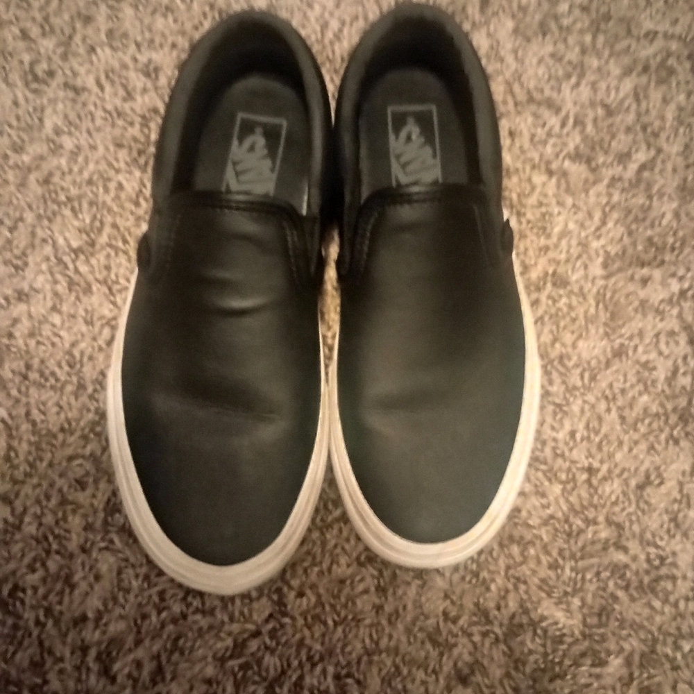 Vans - Picture 2 of 2